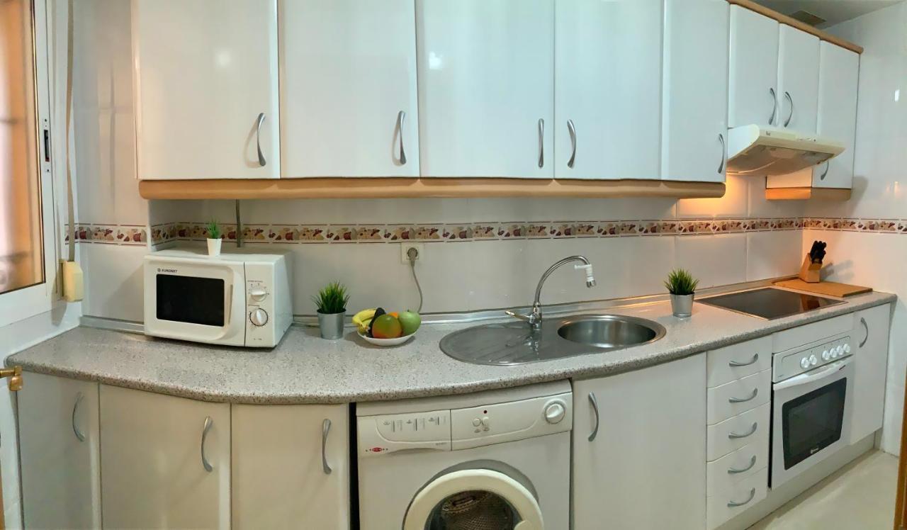 Apartamento De 2 Dormitorios, Gran Terraza, Vistas Al Mar Cerca Playa Carvajal Benalmádena Eksteriør billede