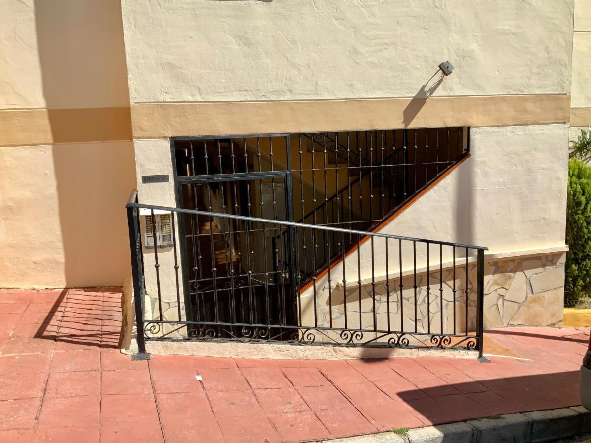 Apartamento De 2 Dormitorios, Gran Terraza, Vistas Al Mar Cerca Playa Carvajal Benalmádena Eksteriør billede