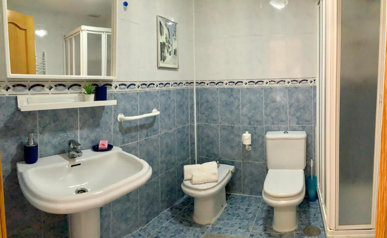 Apartamento De 2 Dormitorios, Gran Terraza, Vistas Al Mar Cerca Playa Carvajal Benalmádena Eksteriør billede